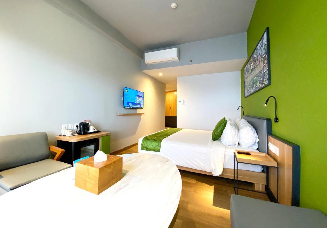 Rv Hotel Gianyar Ubud  Exterior photo