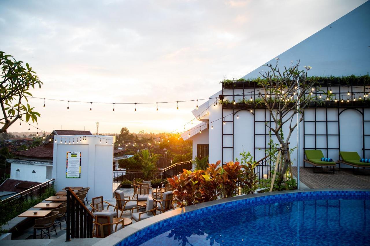 Rv Hotel Gianyar Ubud  Exterior photo